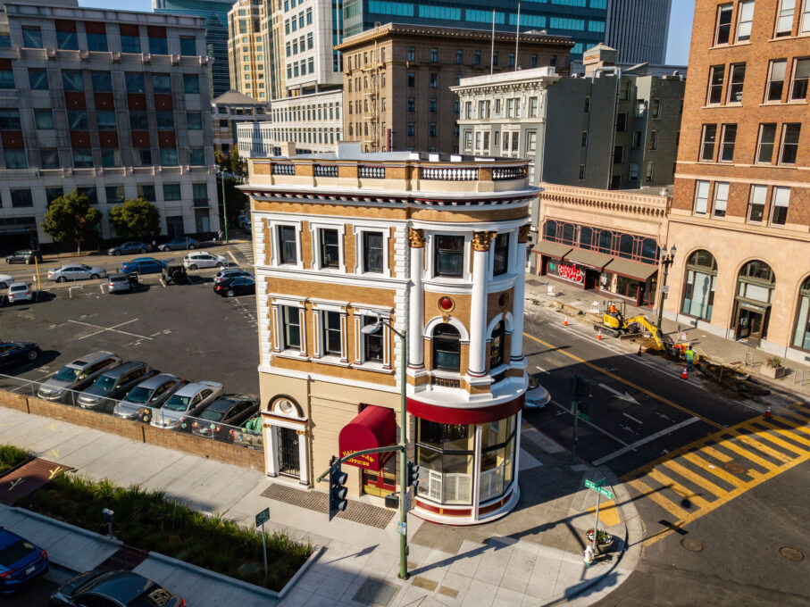  Commercial Painting in Downtown Oakland: Preserving a Local Landmark