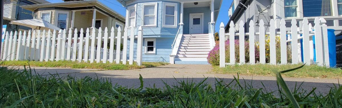  Exterior House Painting in Alameda: Proud Painters at Work!